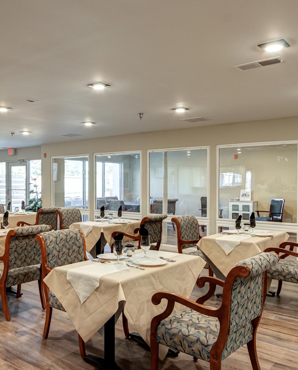 the-gardens-dining-portrait